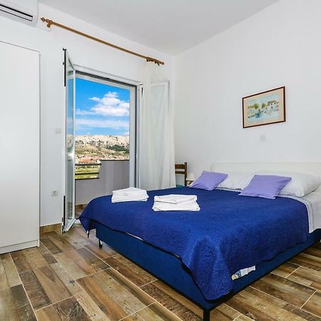 פג Apartments Rija מראה חיצוני תמונה